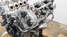 V8 битурбо на Mercedes сдаде багажа на 58 000 км