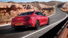 Infiniti показа новото купе Q60