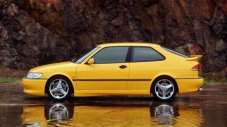 Стар Saab 9-3 показва, че още може да хапе