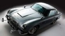 Aston Martin на Джеймс Бонд на търг