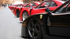 Ferrari ограничава продажбите си