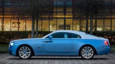 Rolls-Royce направи модела с най-сложен интериор