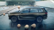 Напомпаното BMW X7 е насочено към 3 пазара