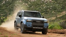 Toyota изтегля почти всеки нов Land Cruiser в САЩ
