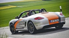 Porsche електрифицира достъпните си модели