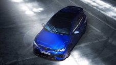 Volkswagen готви още по-горещ Golf R