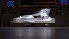 Продават неработещ летящ автомобил на Boeing