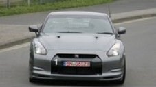 В Париж може да бъде представен Nissan Spec-V GT-R