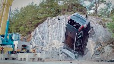 Volvo проведе най-екстремния краш-тест в света