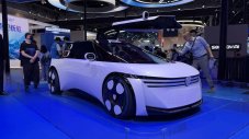 Peugeot отлага новото 208 с година