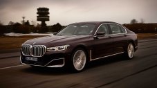 Хибридна "седмица" заменя версията с V12 в BMW