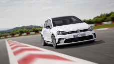 VW пуска състезателен Golf на пътя