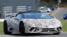 Най-бързото Lamborghini ще получи открита версия
