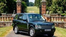 Range Rover, каран от кралица Елизабет II, отново се появи на търг