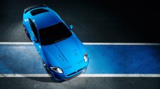 Jaguar прави пистов XKR-S