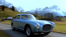 1,1 млн. долара за Ferrari 250 на търг 