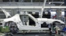 Mercedes-Benz започна серийното производство на SLS