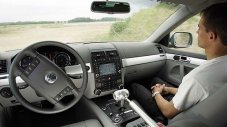 За 20 години цената на автопилота в колите ще падне 3 пъти