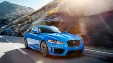 Jaguar XFR се появи преди премиерата си