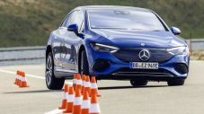 След 30 години колите на Mercedes-Benz няма да катастрофират