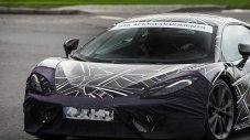 McLaren показа новата си суперкола
