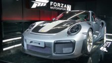 Ще има само 1000 хардкорни Porsche 911 GT2 RS - и всички са продадени