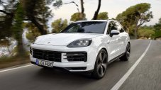 Porsche пусна още един хибриден Cayenne