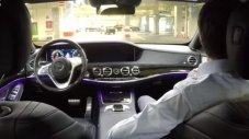 Mercedes научи S-Class сама да излиза от завода (ВИДЕО)