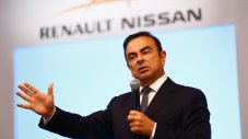 Франция спря сливането на Renault и Nissan