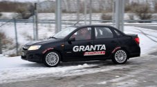 АвтоВАЗ е готов със серийната LADA Granta Sport