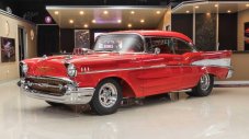 Chevrolet от 1957 година с 750 конски сили? Защо не