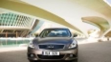 Модернизираното Infiniti G37 2010