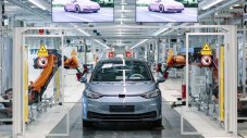Шефът на Volkswagen предупреди за проблеми при спиране на руския газ