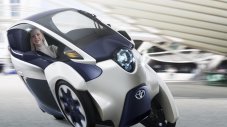 Toyota показва електрическа триколка