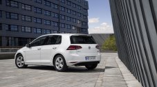 Volkswagen Golf с 1,0-литров двигател