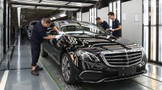 Китайският гигант BAIC иска още една част от Daimler AG