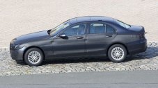 Новият Mercedеs-Benz C-class с все по-малко камуфлаж