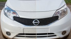 Nissan прави кола, която не се цапа