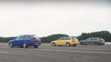 Четири поколения на Audi RS4 Avant се надпреварват на писта (ВИДЕО)