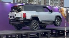 Ето как новият модел на BYD върви на три колела