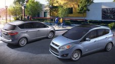 Ford показа два хибрида C-Max