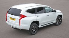 Mitsubishi превърна Pajero в товарна машина