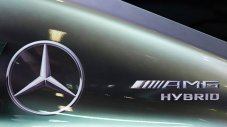 Mercedes-AMG сам ще избира купувачите на хиперколата си