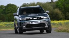 Шеф в Dacia разкри бъдещето на Sandero и Duster