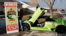 Карък разби Lamborghini Murcielago само 6 часа, след като го спечели