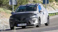 Renault крие новото Clio