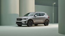 Volvo e първият производител с напълно електрифицирана гама