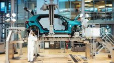 Volkswagen губи позиции в Китай и САЩ