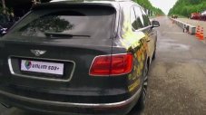 Ето колко бърз е джипът на Bentley