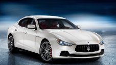 Maserati Ghibli вади нож на Audi, BMW и Mercedes
